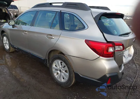 2018 Subaru Outback 2.5I z USA, uszkodzony, nr VIN 4S4BSAAC3J3383378